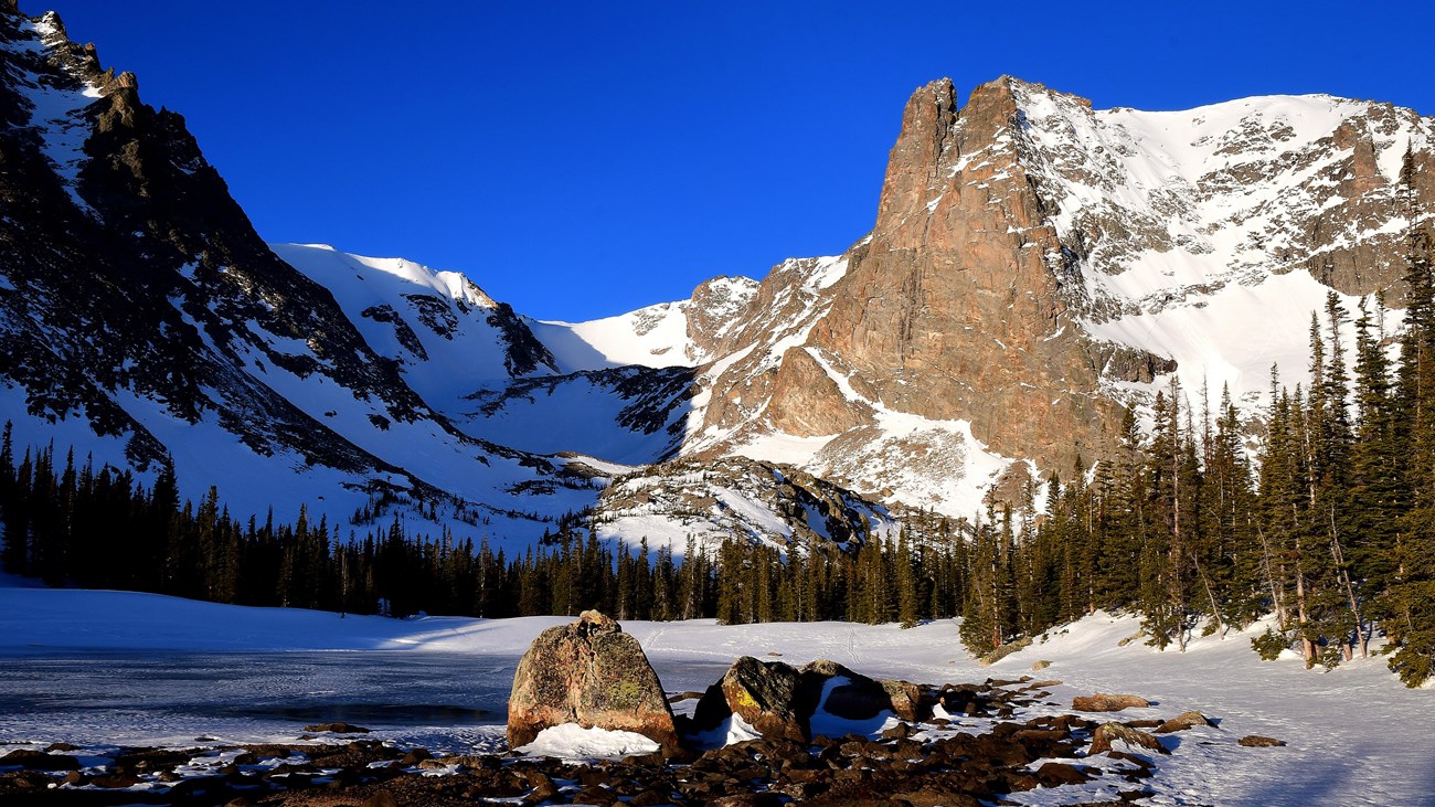 Photo of rocky mountain 
